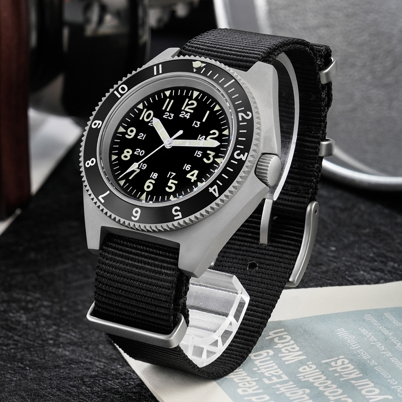 Watchdives WD1972 Quartz Watch - Jewellery Watches recension och pris